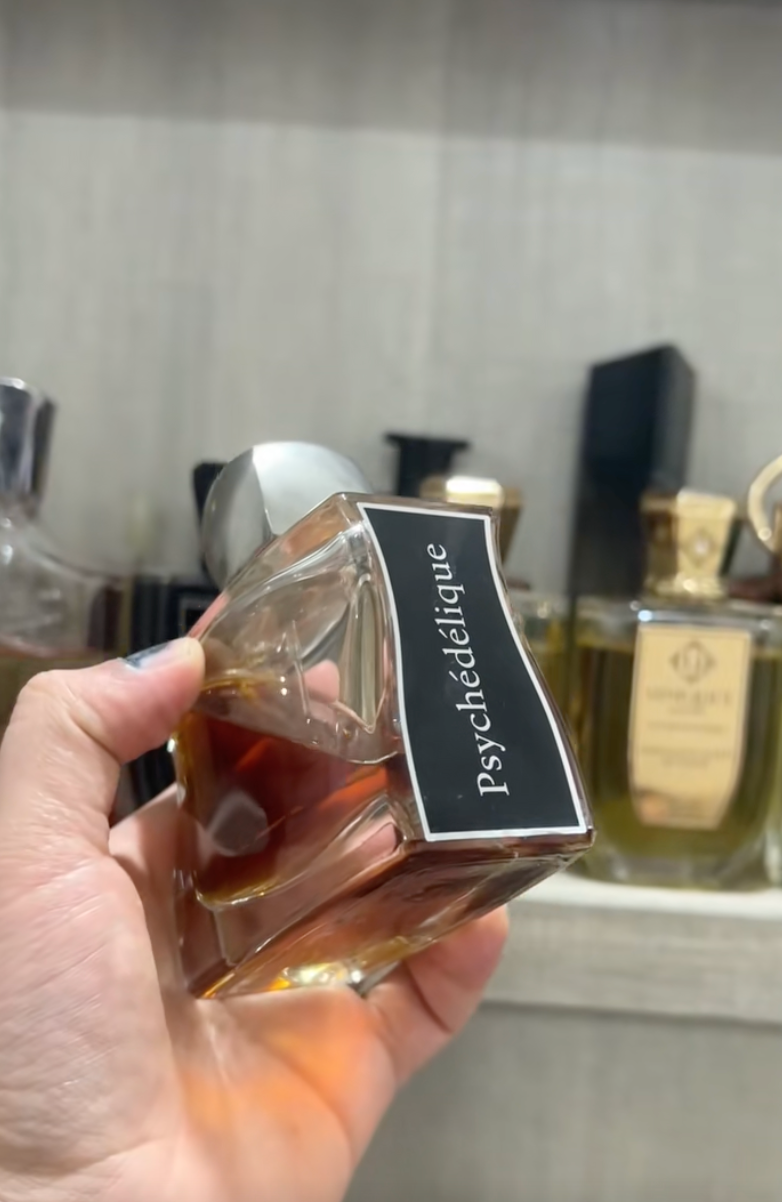 Mahmoud Gamal | كافيه العطور