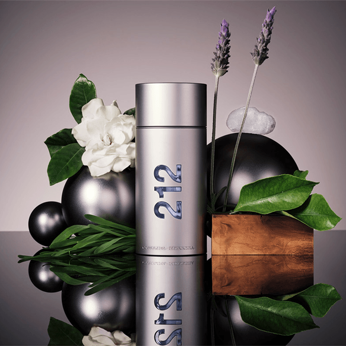 Carolina Herrera 212 Men NYC Men's Eau de Toilette - 200ml